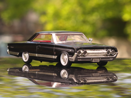 1964 Mercury Marauder Vintage Diecast Car Scale Model (1:43 Scale) Online Sale