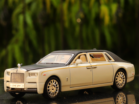 Diecast Model resembling Rolls Royce (1:32)- Minor Defect Sale (COD Not Available) Discount