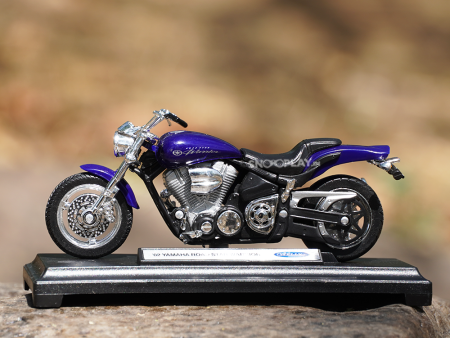 2002 Yamaha Road Star Warrior Cruiser Bike Diecast Scale Model (1:18 Scale) Online Sale